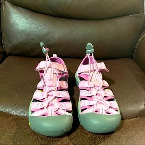 Keen Women's Pink and Gray Sandals